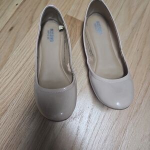 Mossimo Supply Co. Women's Cream Flats
